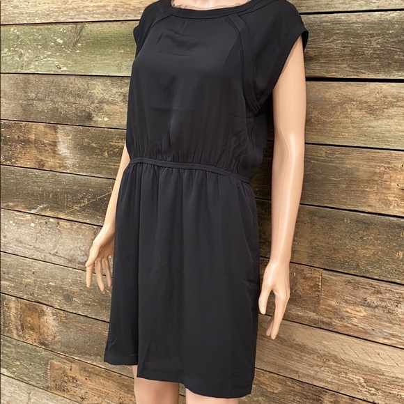 La Reine dress - Picture 3 of 13